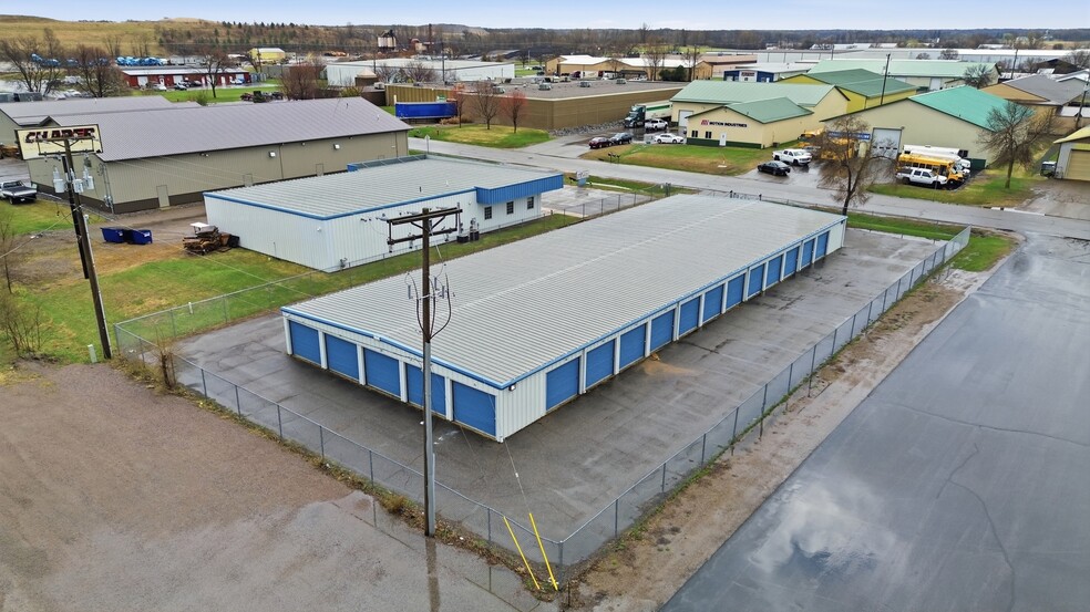More Photos Of 3055 3rd St S, Waite Park Self Storage For Sale