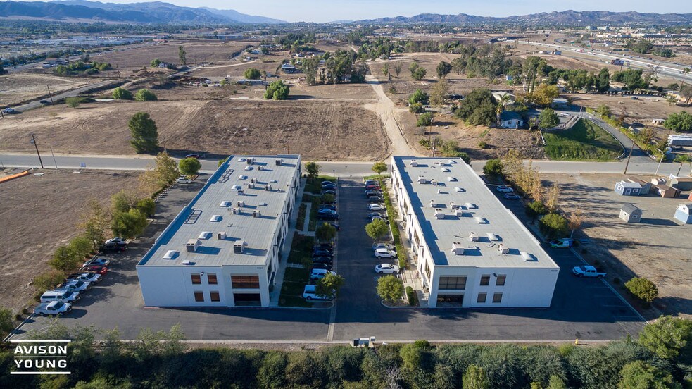 More Photos Of 41120 Elm St, Murrieta Research And Development For Lease