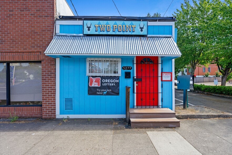 Primary Photo Of 5277 N Lombard St, Portland Bar For Sale