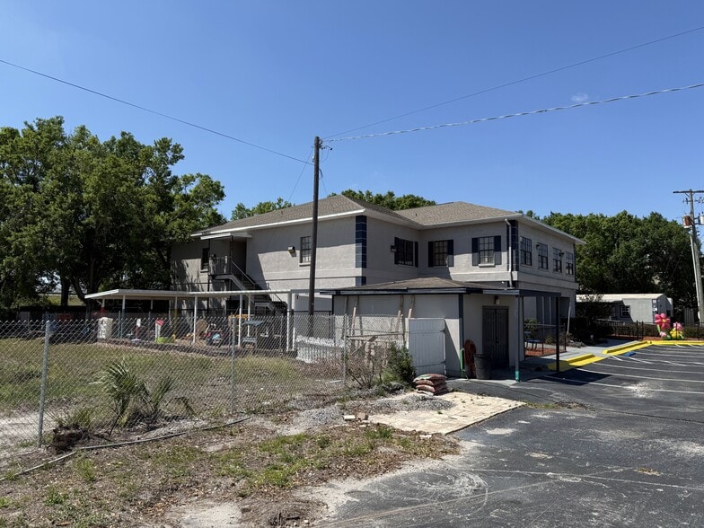 More Photos Of 1511 S US Highway 301, Tampa Office For Sale