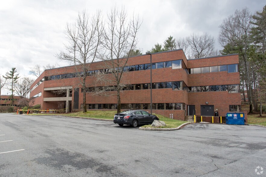 More Photos Of 521 Virginia Rdg, Concord Unknown For Lease