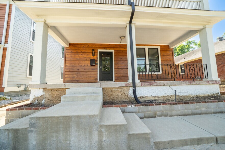 More Photos Of 152 N Tucker St, Memphis Loft Creative Space For Sale