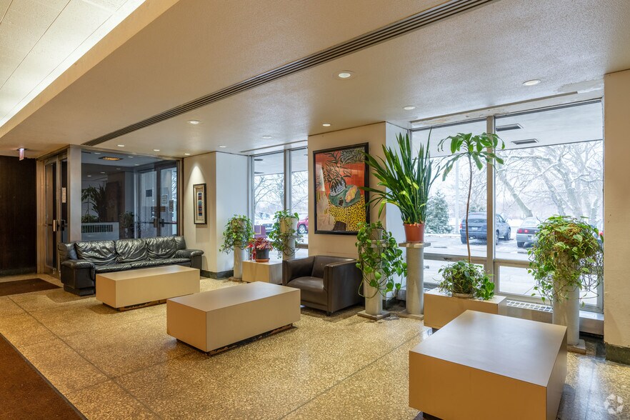 More Photos Of 1900 N Austin Ave, Chicago Manufacturing For Lease