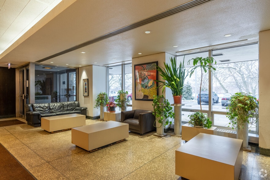 More Photos Of 1900 N Austin Ave, Chicago Manufacturing For Lease