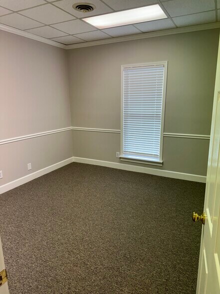 More Photos Of 1849 Peeler Rd, Dunwoody Medical For Lease