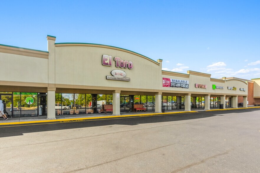 More Photos Of 780-798 Northwoods Blvd, Vandalia Freestanding For Sale