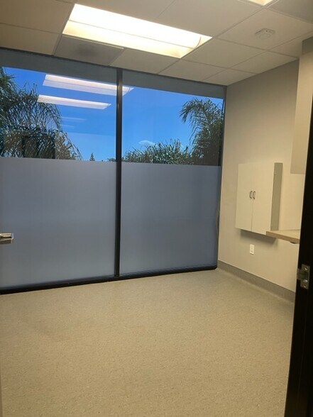 More Photos Of 15944 Los Serranos Country Club Dr, Chino Hills Coworking Space