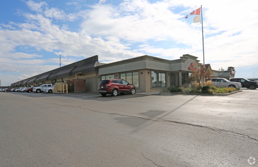 More Photos Of 188 Bunting Rd, St Catharines Light Distribution For Lease