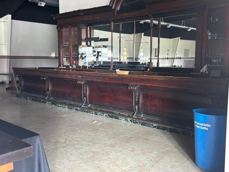 More Photos Of 21 Wilcox Rd, Fulton Amusement Park For Sale