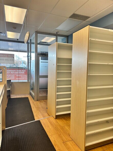 More Photos Of 805-863 Browns Line, Toronto Unknown For Lease