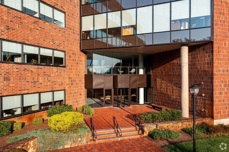 More Photos Of 50 Braintree Hill Office Park, Braintree Unknown For Sale