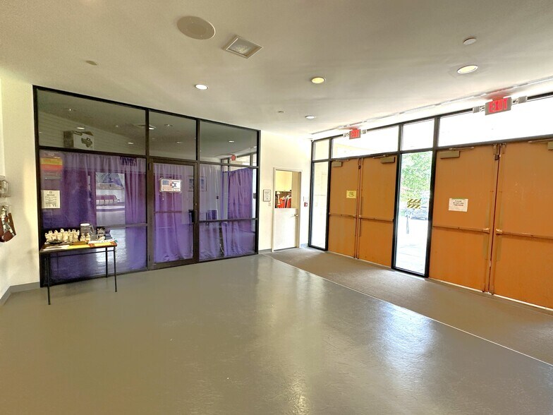 More Photos Of 9915 Apple Ridge Rd, Gaithersburg Religious Facility For Sale