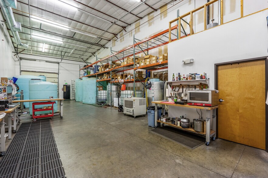 More Photos Of 36 Bisbee Ct, Santa Fe Warehouse For Sale