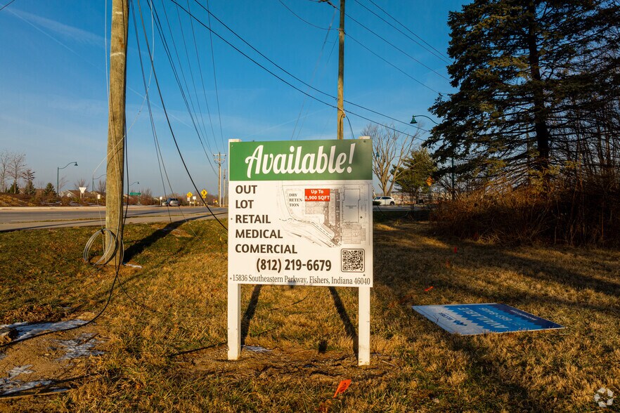 More Photos Of 15836 Southeastern Pky, Fishers Land For Lease