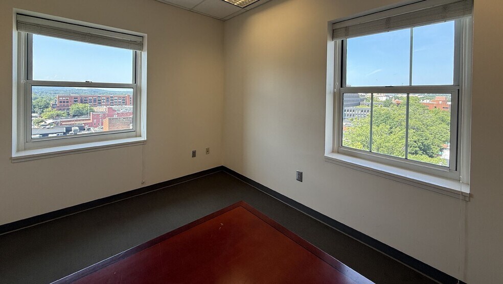 More Photos Of 123 E Main St, Charlottesville Office For Lease