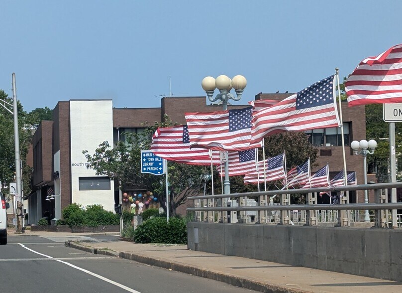 More Photos Of 14 Post Rd E, Westport General Retail For Sale