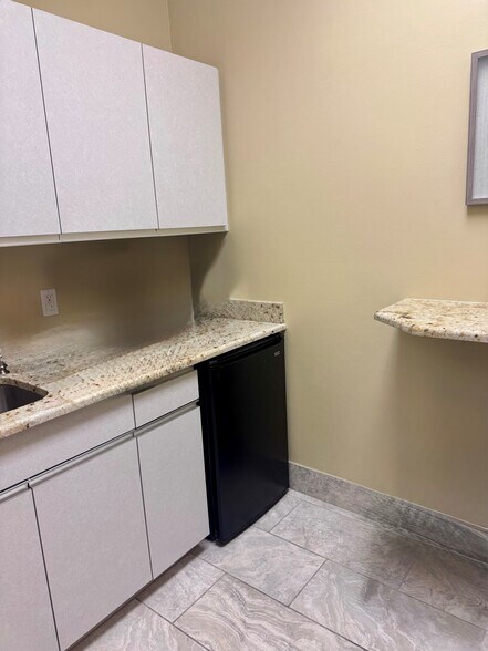 More Photos Of 9776 Bonita Beach Rd, Bonita Springs Medical For Sale