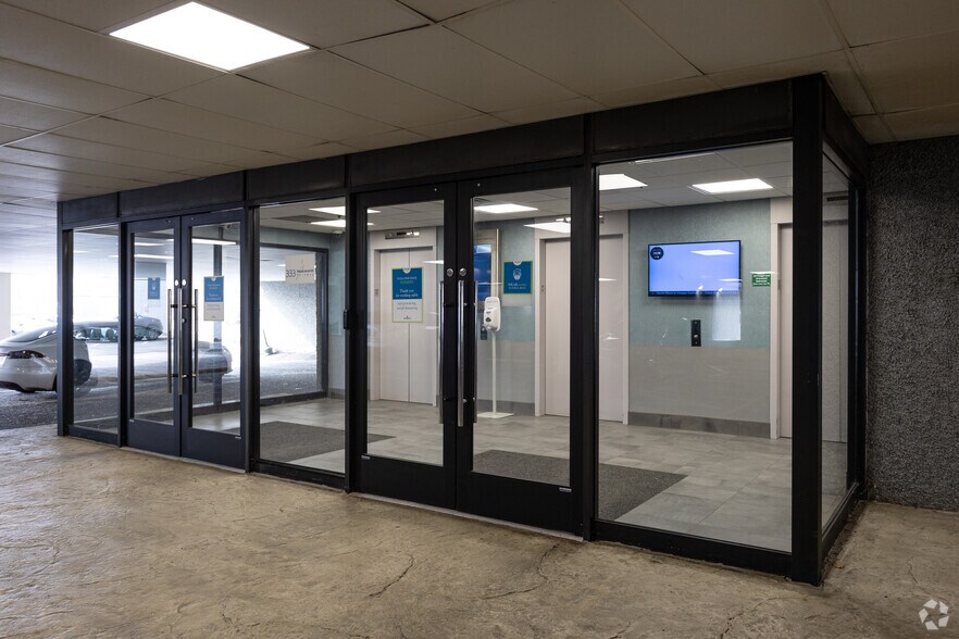 More Photos Of 333 Meadowlands Pkwy, Secaucus Office For Lease