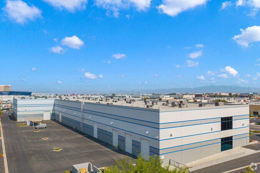More Photos Of 5475 S Decatur Blvd, Las Vegas Research And Development For Lease