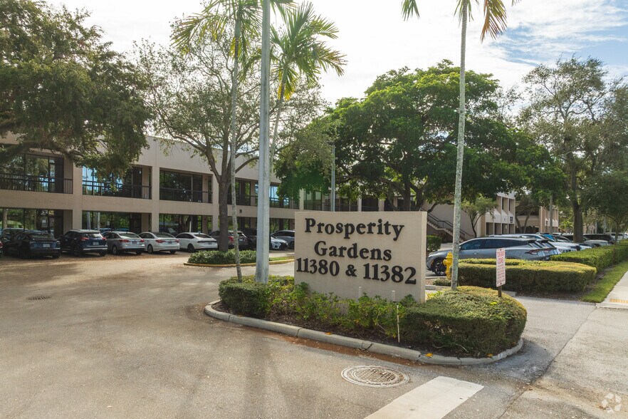 More Photos Of 11380 Prosperity Farms Rd, Palm Beach Gardens Medical For Lease