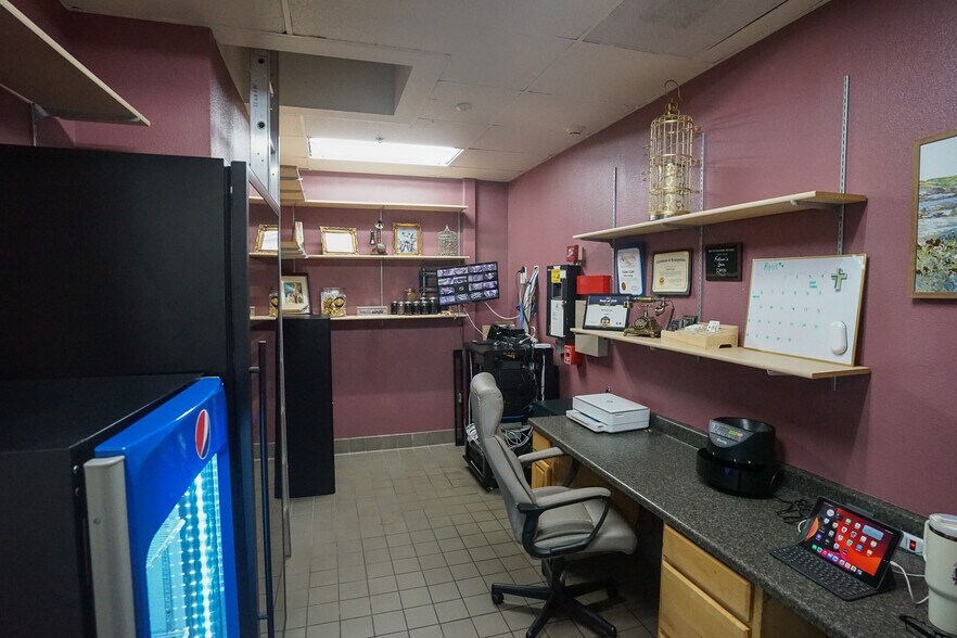 More Photos Of 1225 Canal Blvd, Ripon Restaurant For Sale