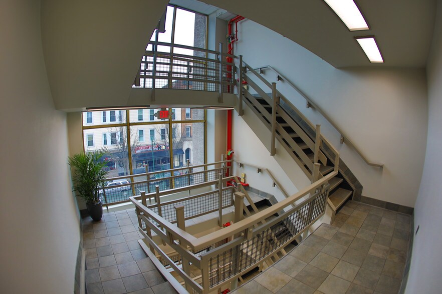 More Photos Of 84-88 Summit Ave, Summit Office For Lease