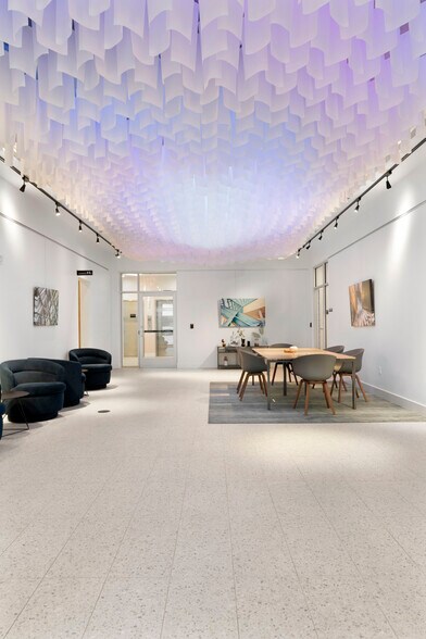 More Photos Of 417 2nd Ave W, Seattle Apartments For Lease