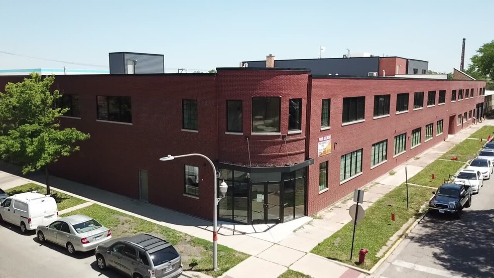 Primary Photo Of 4430-4444 W Haddon Ave, Chicago Office For Lease