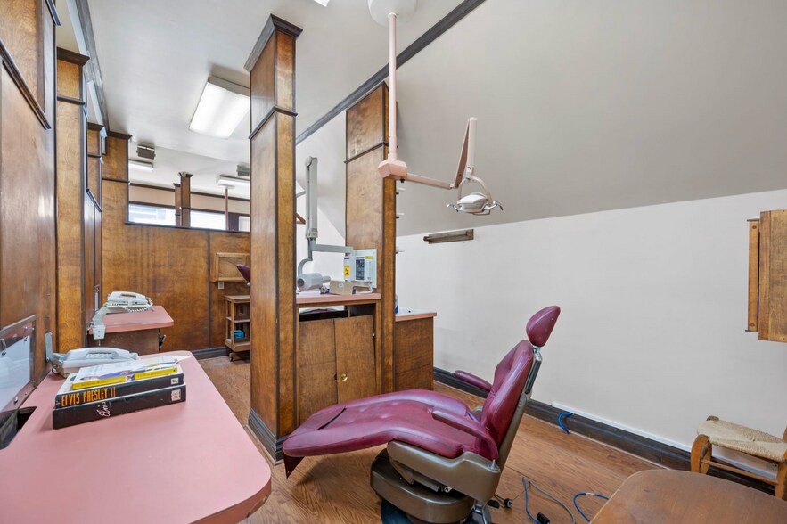 More Photos Of 2250 Union St, San Francisco Storefront Retail Office For Sale