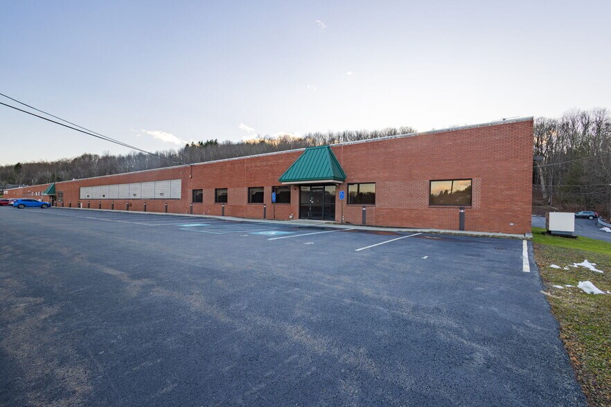 More Photos Of 120 Sunrise Ave, Honesdale Medical For Lease