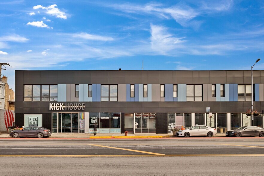 Primary Photo Of 4725 N Western Ave, Chicago Apartments For Lease