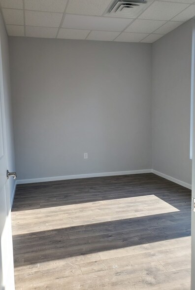 More Photos Of 3775 Venture Dr, Duluth Medical For Lease