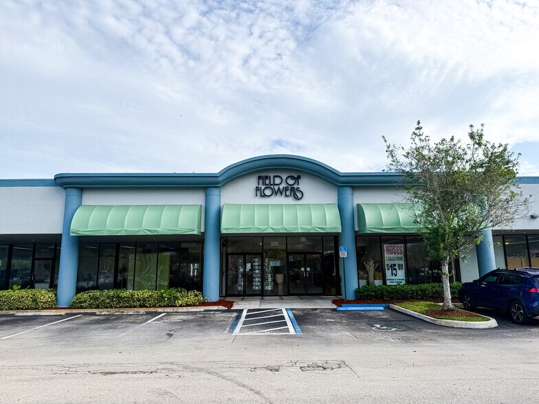 More Photos Of 5101-5195 S University Dr, Davie Unknown For Lease