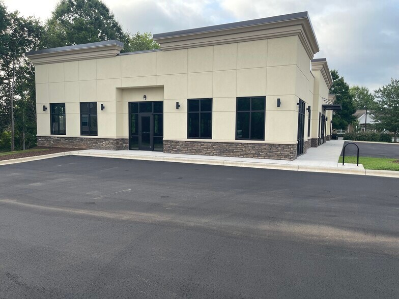 More Photos Of 2902 Professional Park Dr, Burlington Medical For Lease