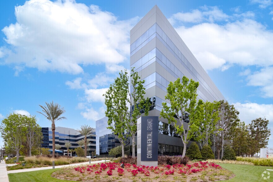 More Photos Of 400 Continental Blvd, El Segundo Office For Lease