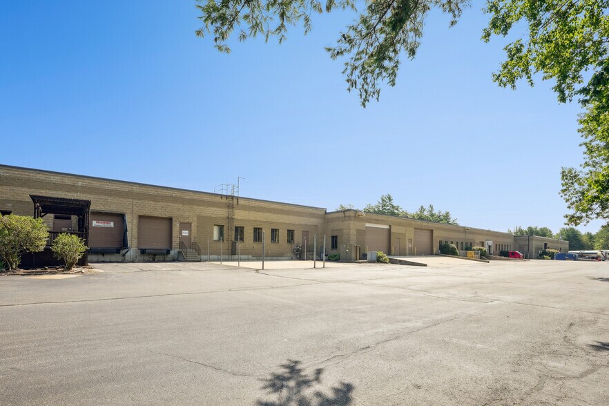 More Photos Of 16 Esquire Rd, North Billerica Research And Development For Lease