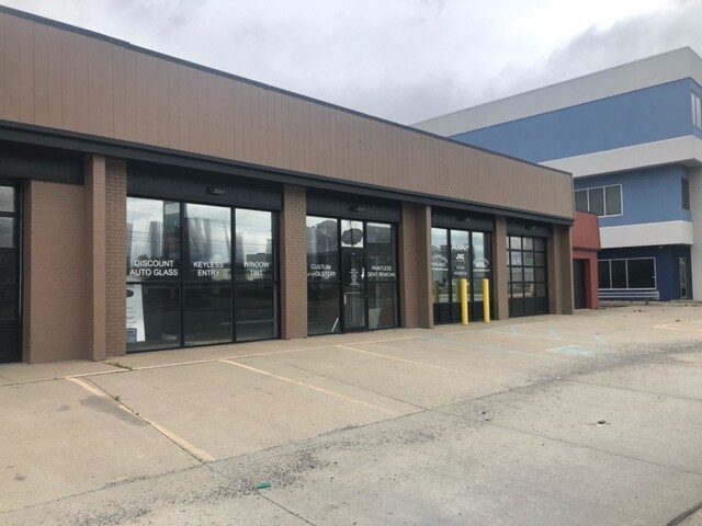 More Photos Of 6816 E 82nd St, Indianapolis Freestanding For Lease