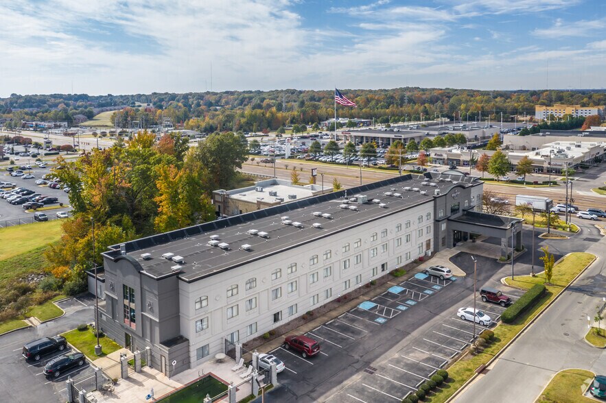 More Photos Of 2270 N Germantown Pky, Cordova Hotel For Sale
