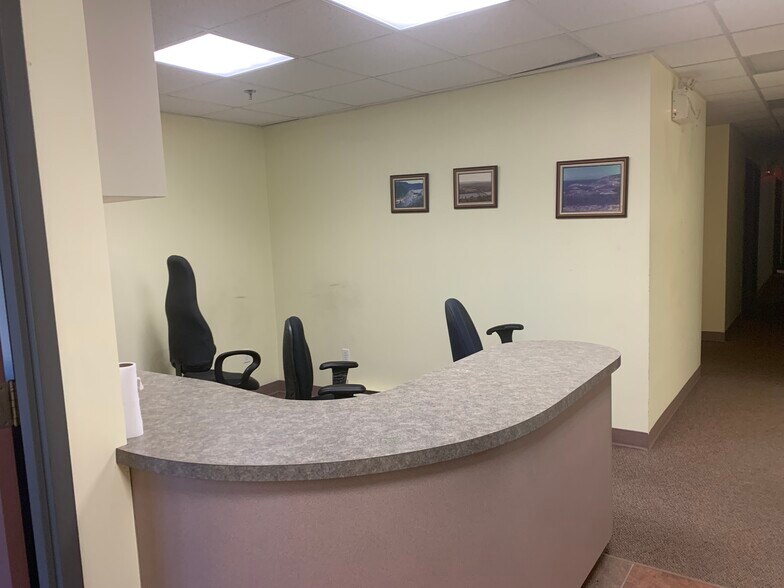 More Photos Of 32 Paint St, Port Hawkesbury Office For Lease