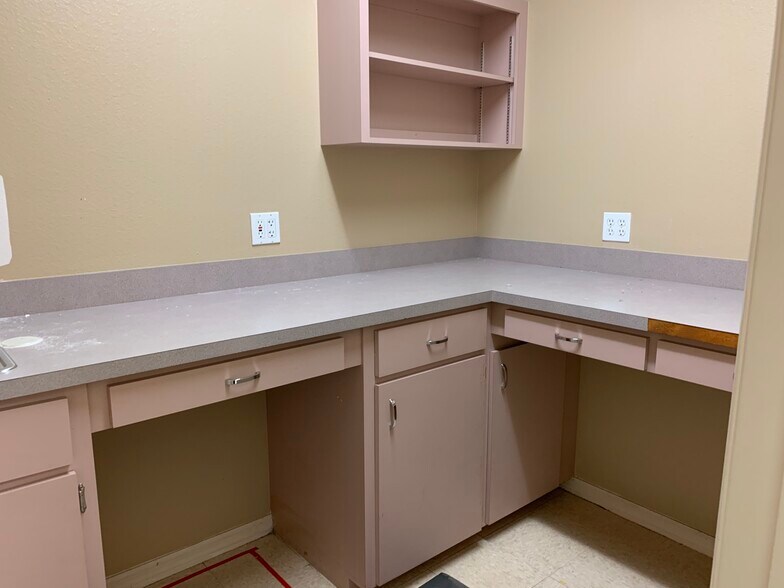More Photos Of 4511 Sun N Lake Blvd, Sebring Medical For Lease