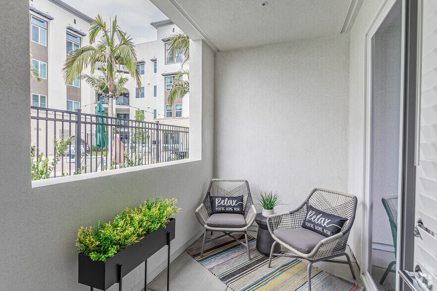 More Photos Of 1445 Town Center Dr, Chula Vista Apartments For Lease