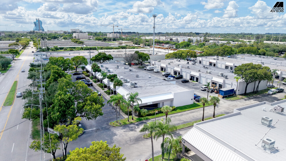 More Photos Of 4101 SW 47th Ave, Davie Flex For Lease