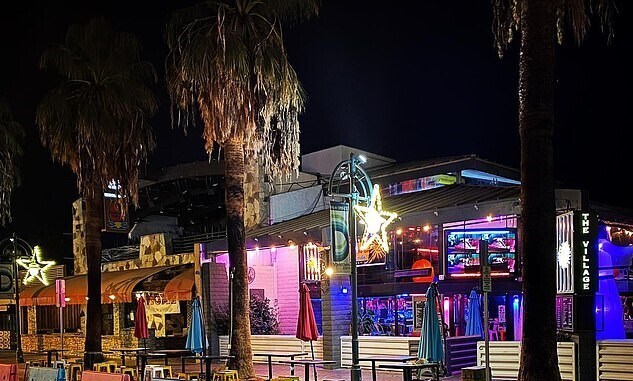 More Photos Of 266 S Palm Canyon Dr, Palm Springs Restaurant For Sale