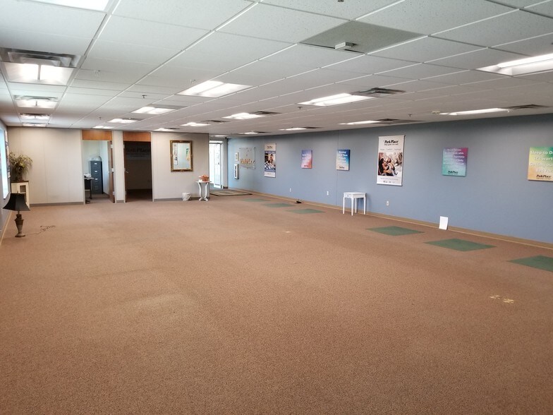 More Photos Of 6801 Augusta Rd, Greenville Warehouse For Sale