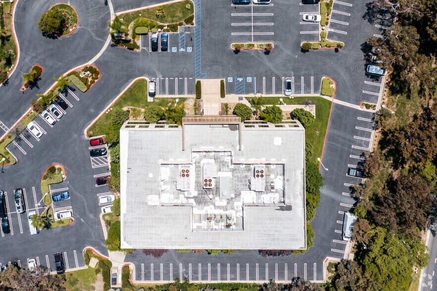 More Photos Of 901 Calle Amanecer, San Clemente Office For Lease