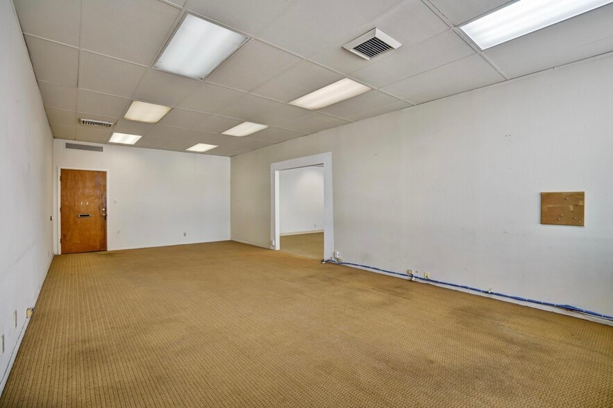 More Photos Of 2811 Castro Valley Blvd, Castro Valley Office Residential For Sale