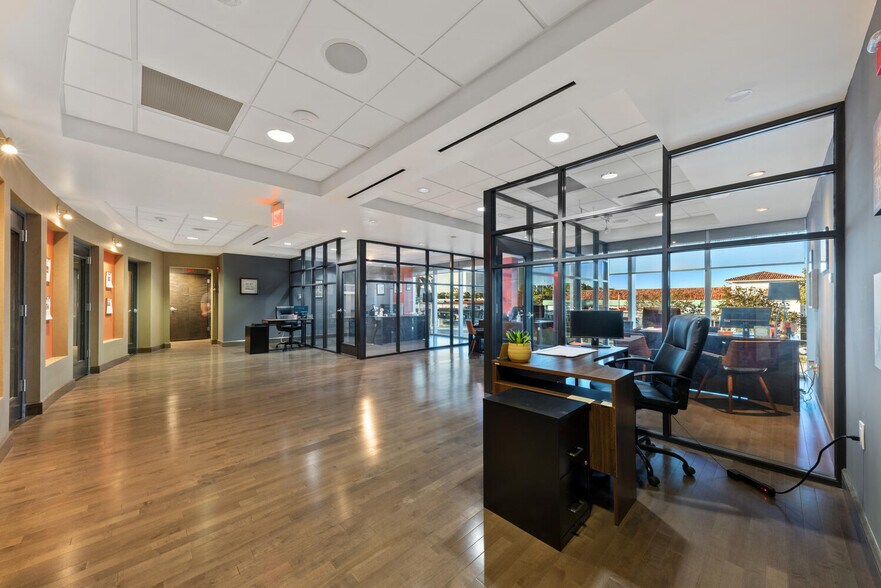 More Photos Of 1510 SE 17th St, Fort Lauderdale Office For Lease