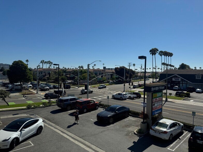More Photos Of 730 S Pacific Coast Hwy, Redondo Beach Office For Lease