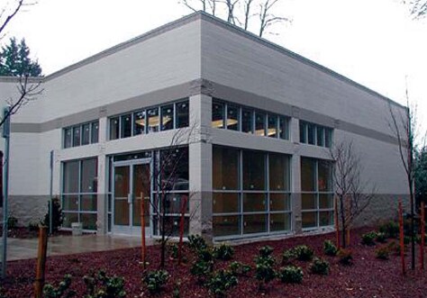 More Photos Of 6455 Lakeview Blvd, Lake Oswego Flex For Lease