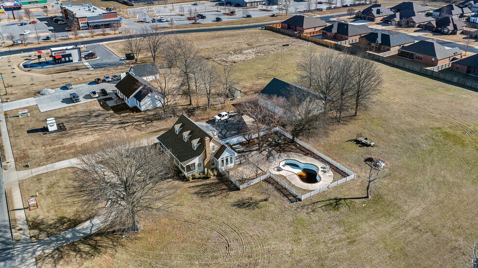 More Photos Of 1261 SW Regional Airport Blvd, Bentonville Land For Sale